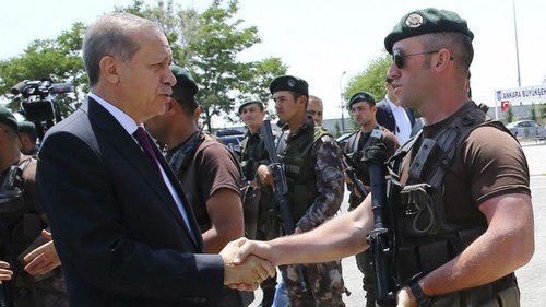 Erdogan resserre son emprise sur l'armée - ảnh 1